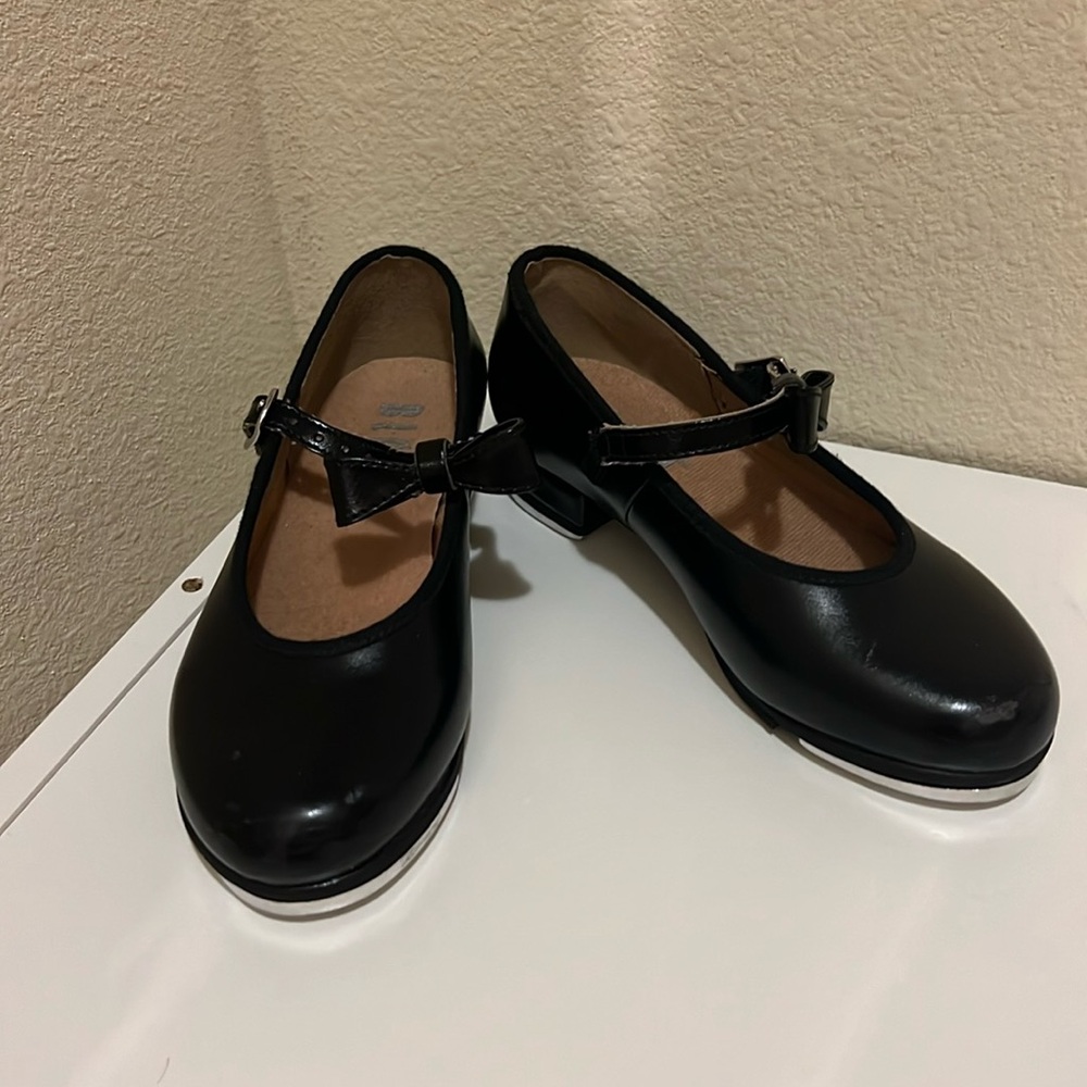 Little girl Tap shoes 10 1/2